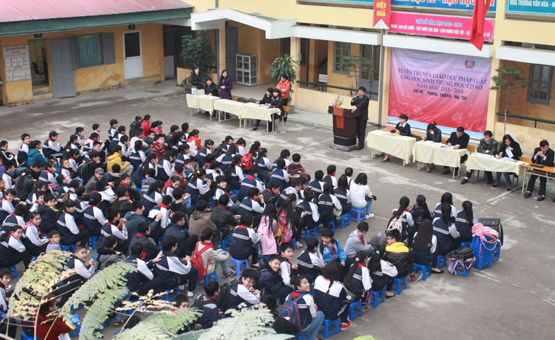 Đoàn luật sư thành phố Hà Nội đẩy mạnh công tác tuyên truyền Giáo dục pháp luật trong trường học.
